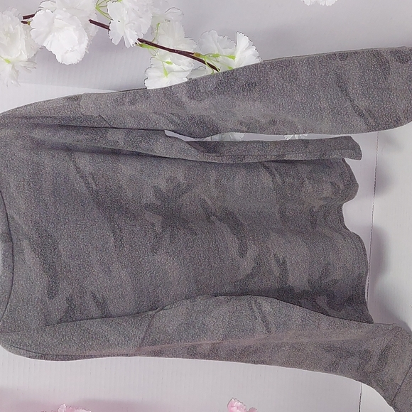 CHIC 2 CHIC XL Sweater - Picture 2 of 5